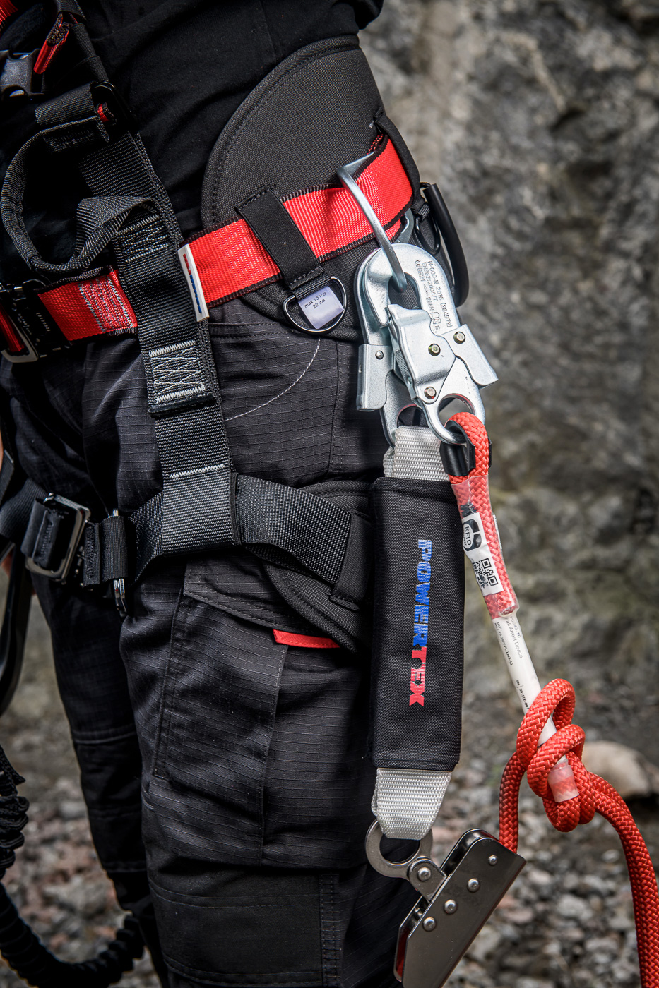 Height safety POWERTEX | © CERTEX Height safety equipment from POWERTEX | © CERTEX